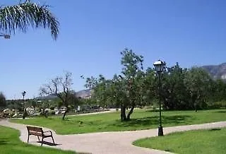 Residencial Golden Beach contacts
